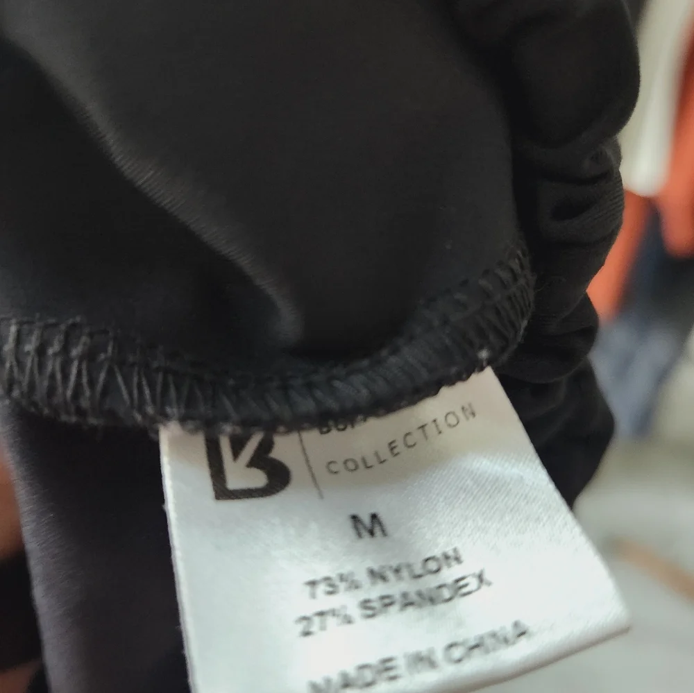 BuffBunny Collection Escándala Pullover M - Picture 9 of 12